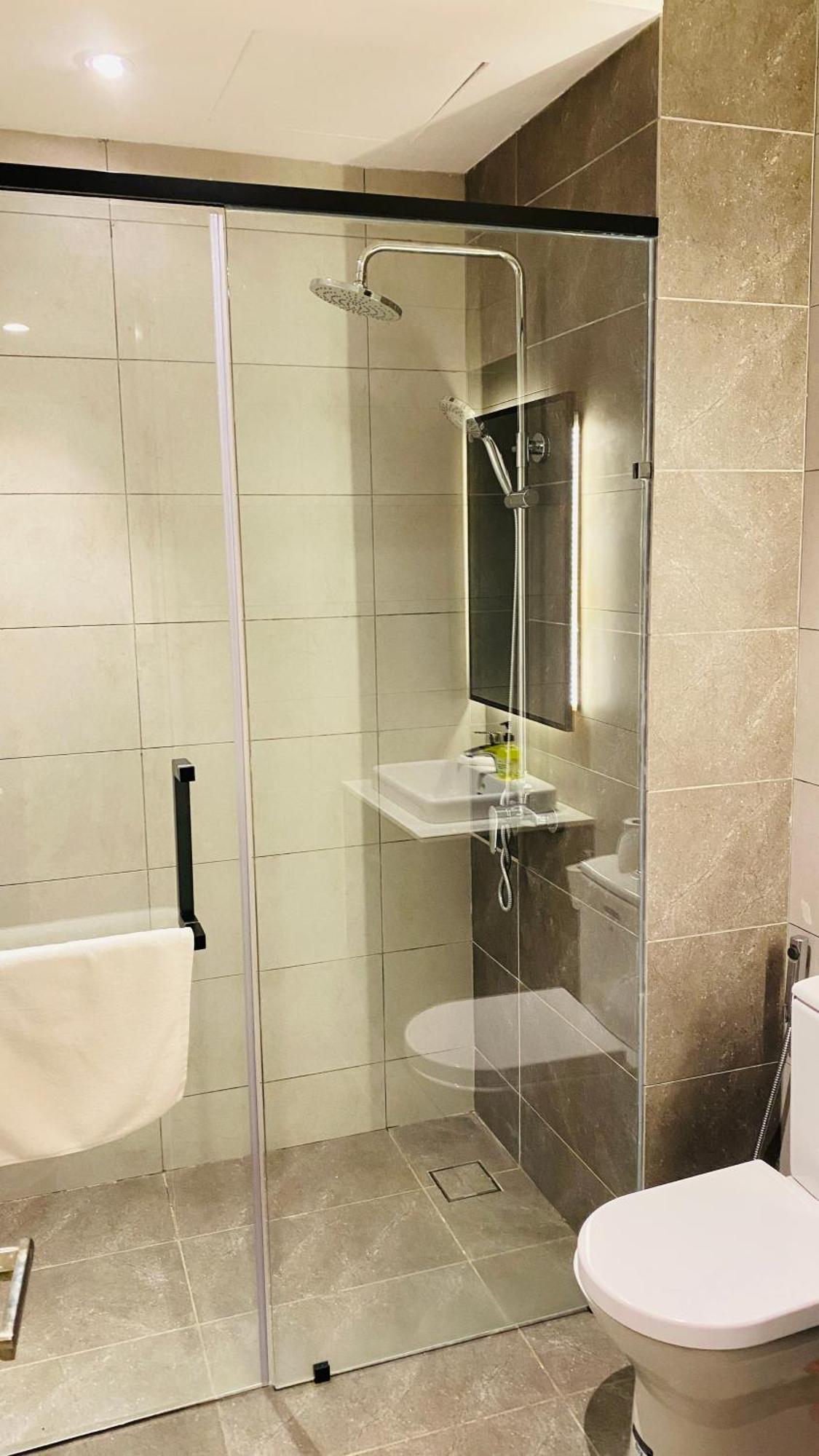 Axon Suites By Galaxy House Kuala Lumpur Exteriör bild